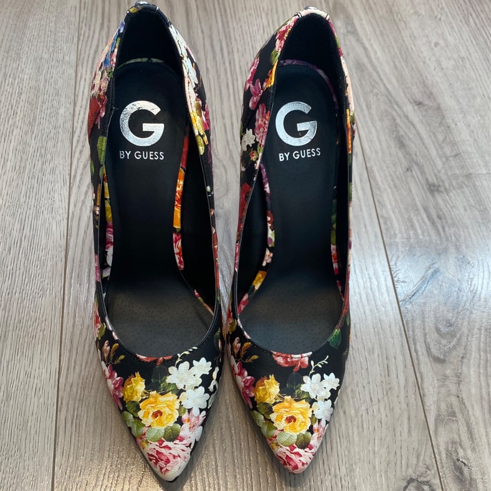 Floral print Guess high heels - Picture 3 of 7